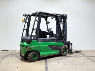 Linde E30 2014 afbeelding 3 miniatuur