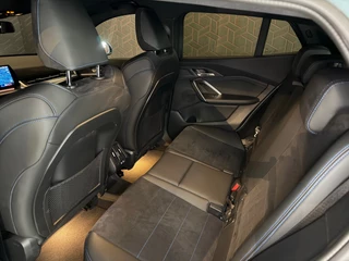 BMW iX2 2024 - eDrive20 67 kWh immagine 10