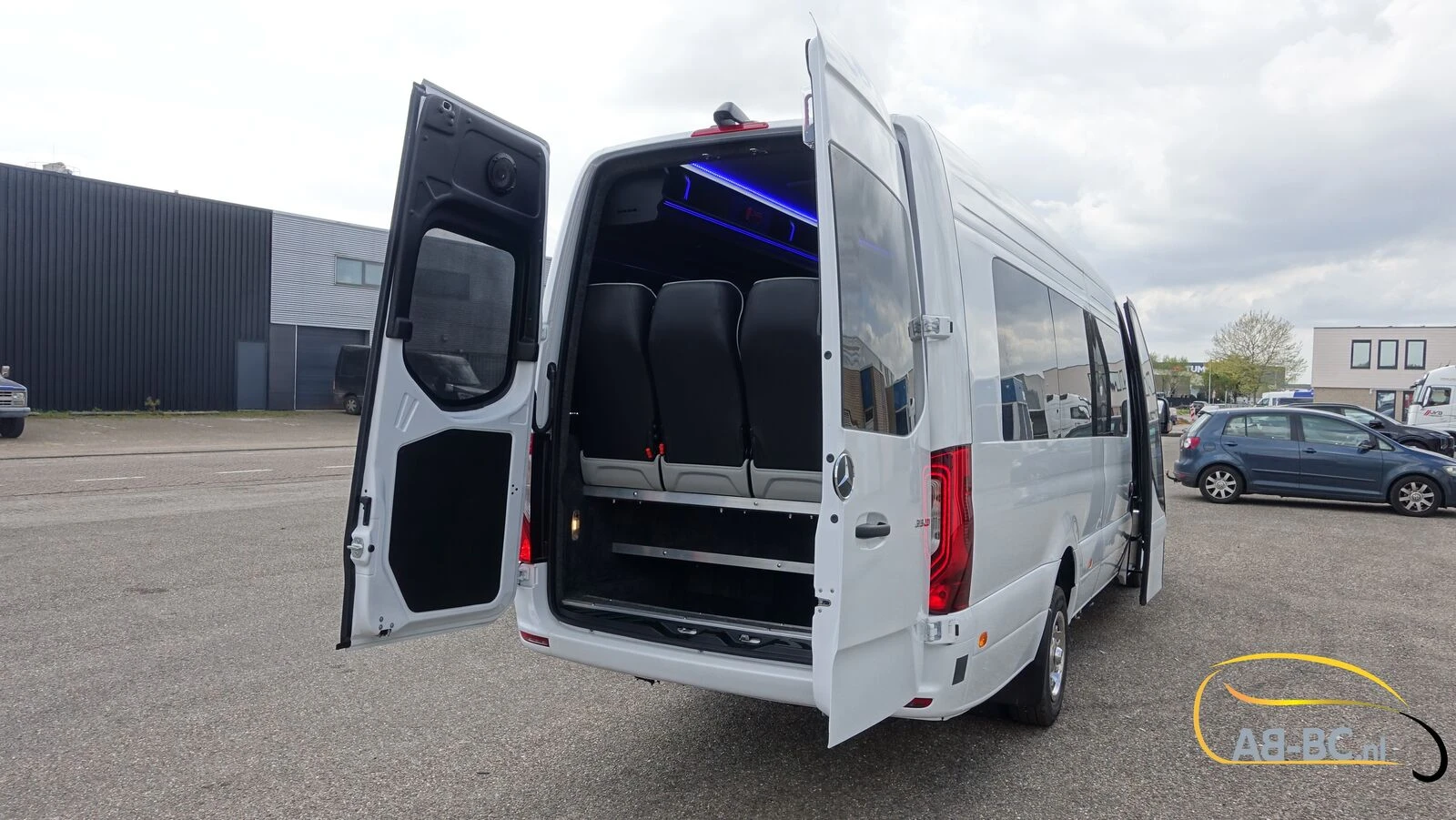 Mercedes-Benz Sprinter 2026 - Aveuro 519 CDI 21 seats EURO 6 obrázek 10