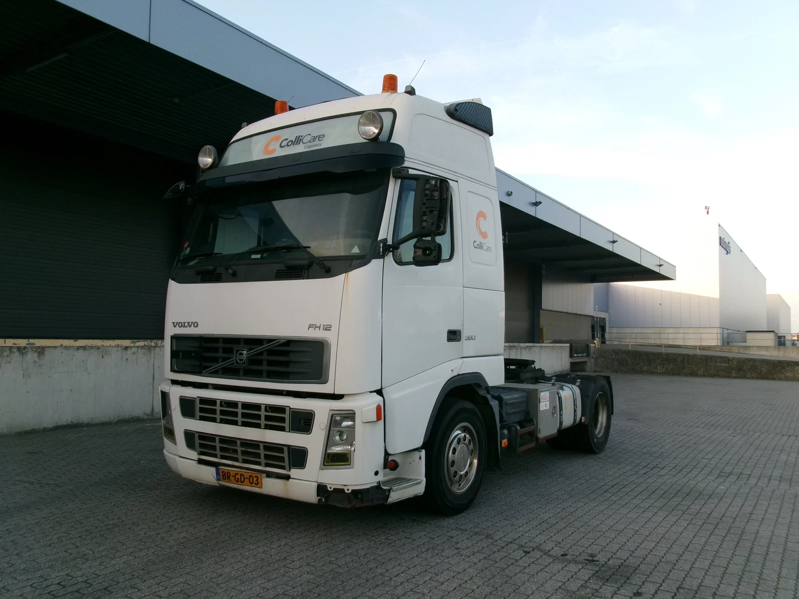 Volvo FH 2005 - 12.380 NL TRUCK afbeelding 1