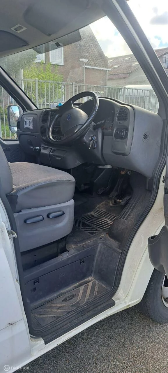 Ford Transit 2005 - 350M 2.4TDdi Km 58.982 Miles Rechts Stuur afbeelding 3