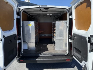 Renault Trafic 2021 - 2.0 dCi 146 PK / AUTOMAAT / L1H1 / 1e EIG. / 2x SCHUIFDEUR / INRICHTING / CAMERA / 3-ZITS image 9
