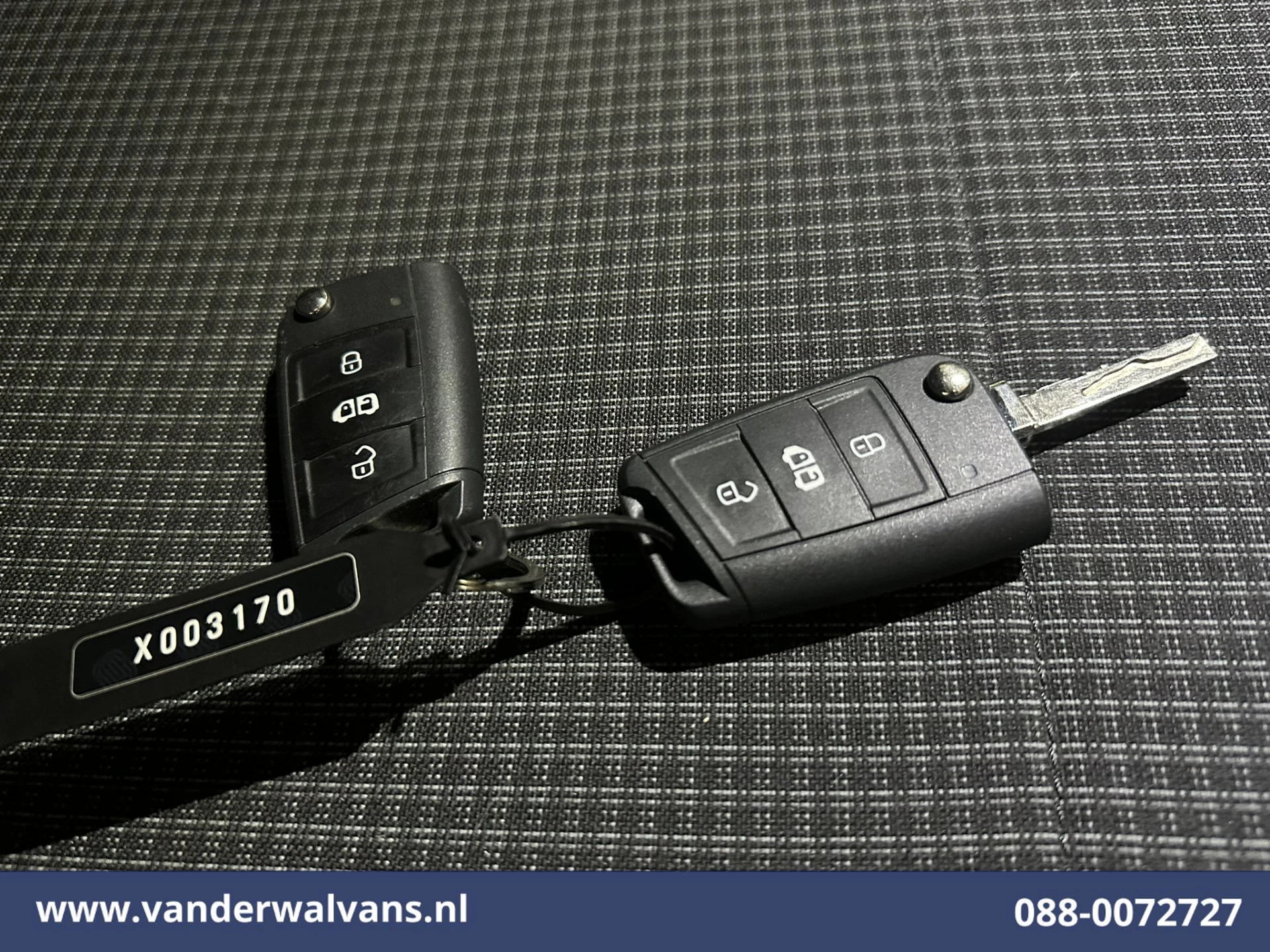 Volkswagen Caddy 2024 - Cargo 2.0 TDI Comfort 102pk L1H1 Euro6 Airco | Apple Carplay | 1500kg Trekhaak | Cruisecontrol Bild 16