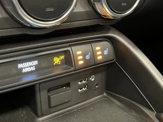 Mazda MX-5 2021 - ND RF 1.5i SkyActiv-G 132PK Leder PDC Apple CarPlay obrazek 63