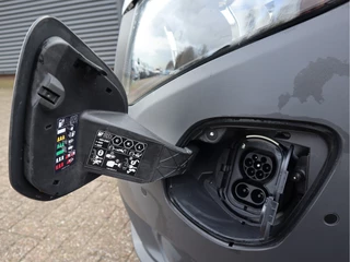 Mercedes-Benz eVito 2025 - 112 66 kWh Snelladen L2 Lang - Camera - 3 Zits - Betimmerd obrazek 5