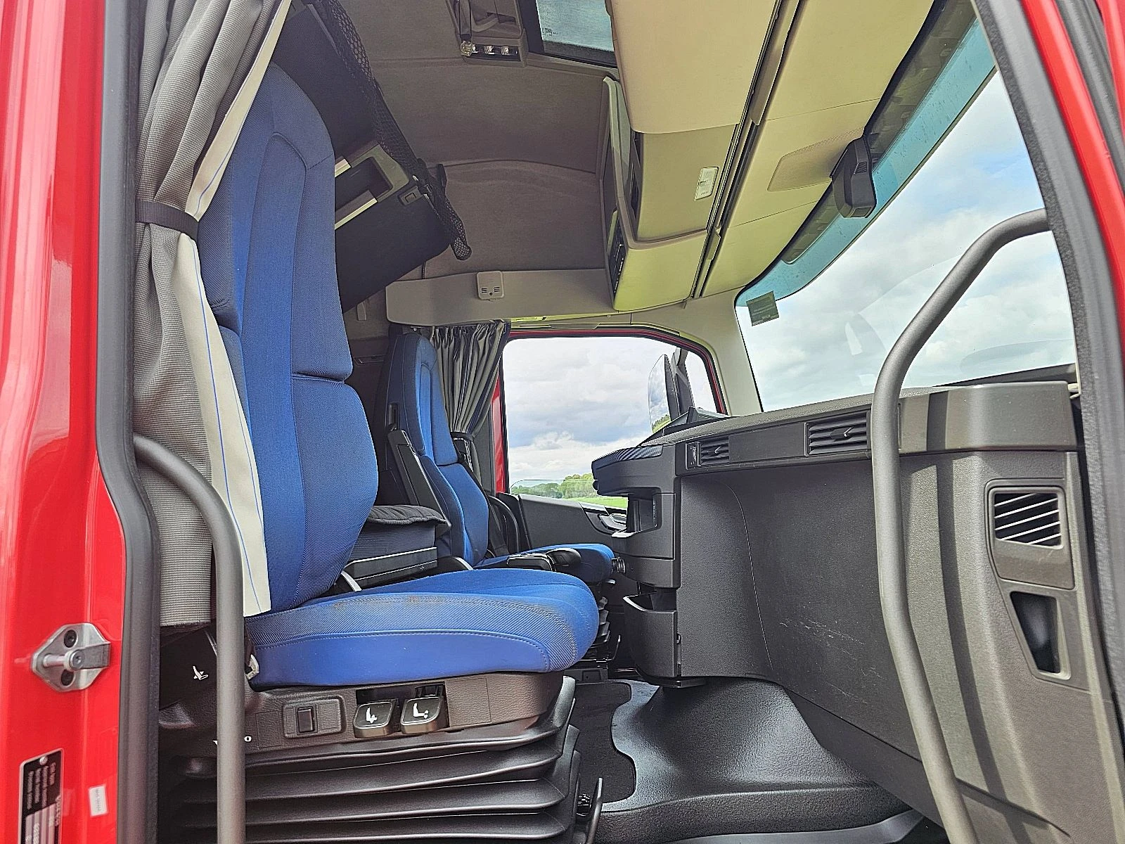 Volvo FH 2023 - 500 image 7