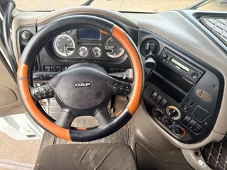 DAF XF 105.460 2011 - SPACECAB 4x2 (EURO 5 / AS-TRONIC / ZF-INTARDER / ADR-VLG / P.T.O.) imagen 9