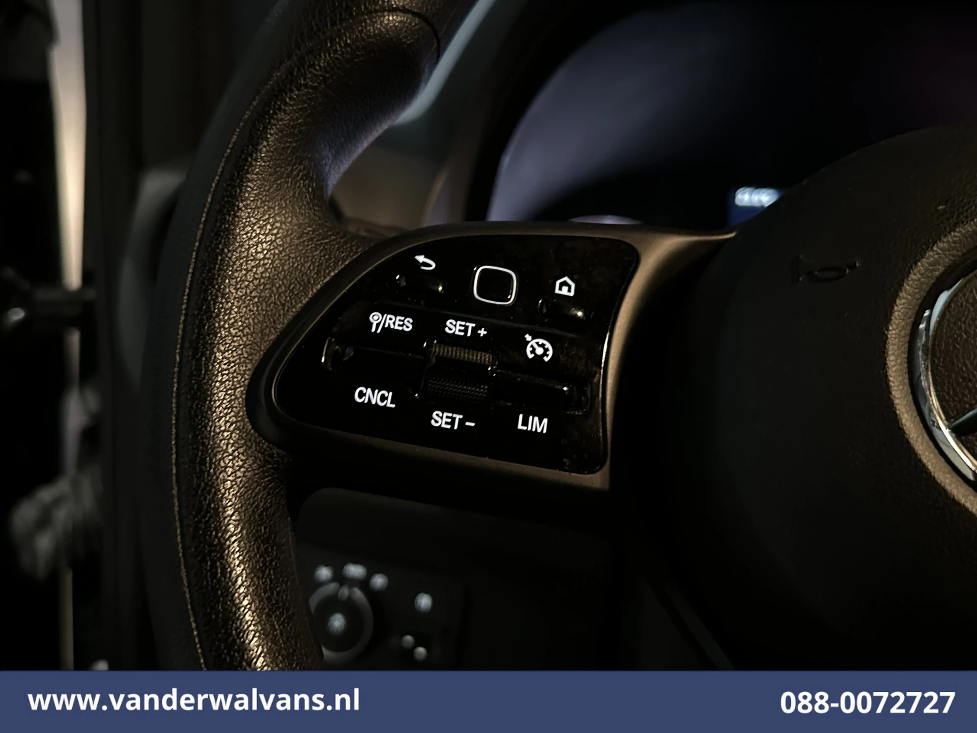 Mercedes-Benz Sprinter 2020 - 319 CDI 191pk 3.0L V6 L3H2 Euro6 Airco | Camera | Navigatie | Chauffeursstoel | Apple Carplay immagine 5