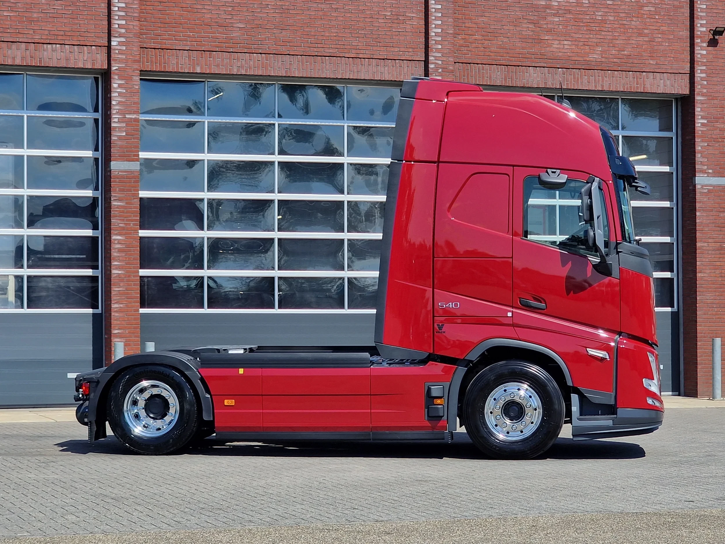 Volvo FH 2026 - 13.540 Aero Globetrotter XL 4x2 - New - Full spec - Retarder - I parkcool - Full air immagine 8