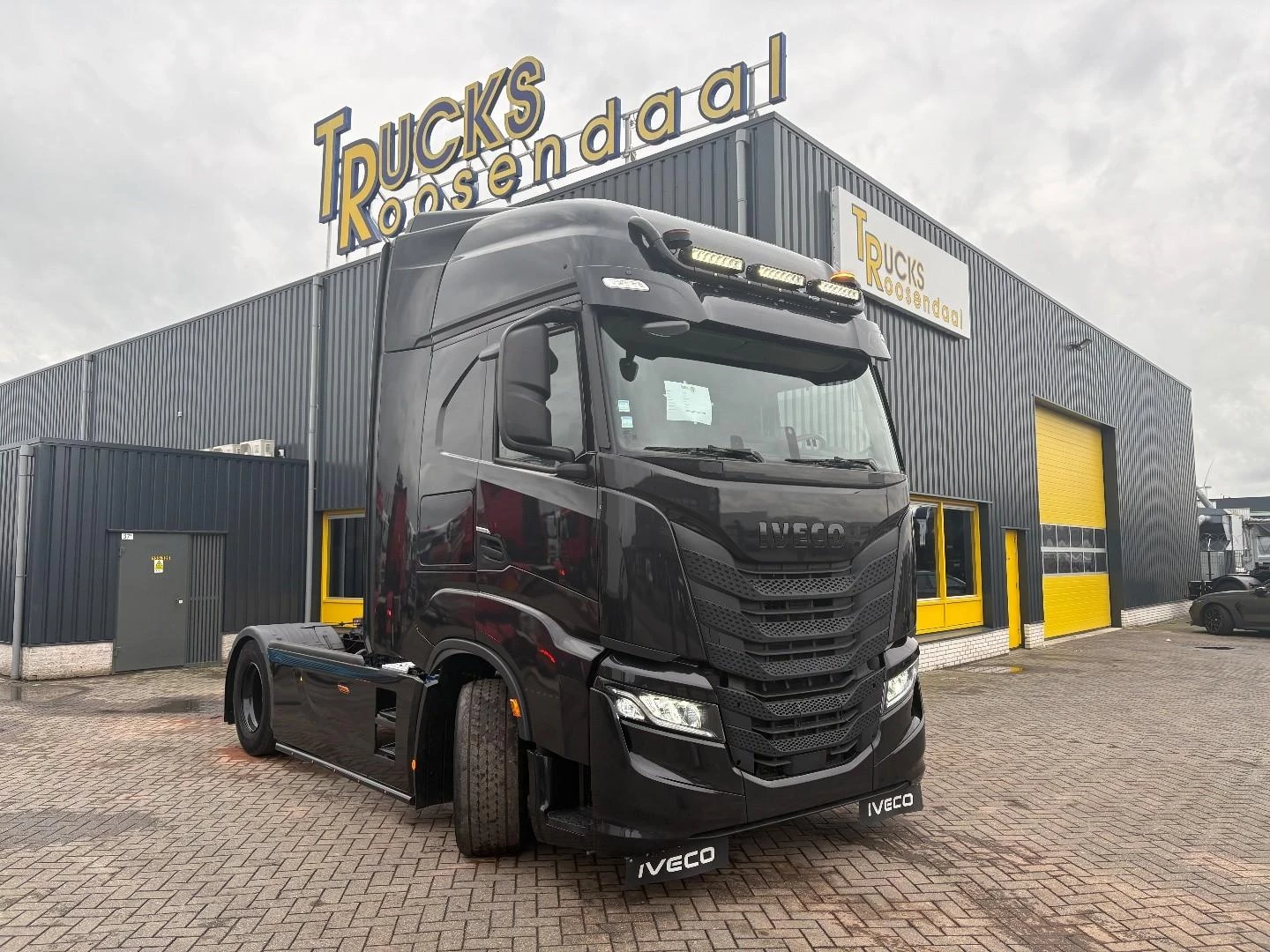 Iveco S-WAY 2024 image 20