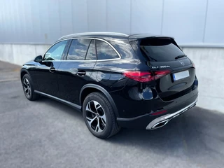 Mercedes-Benz GLC 2023 - *300de 4Matic *Avantgarde*Panoschuifdak*AppleCarplay*Dodehoek*Verkeersbordherkenning image 2