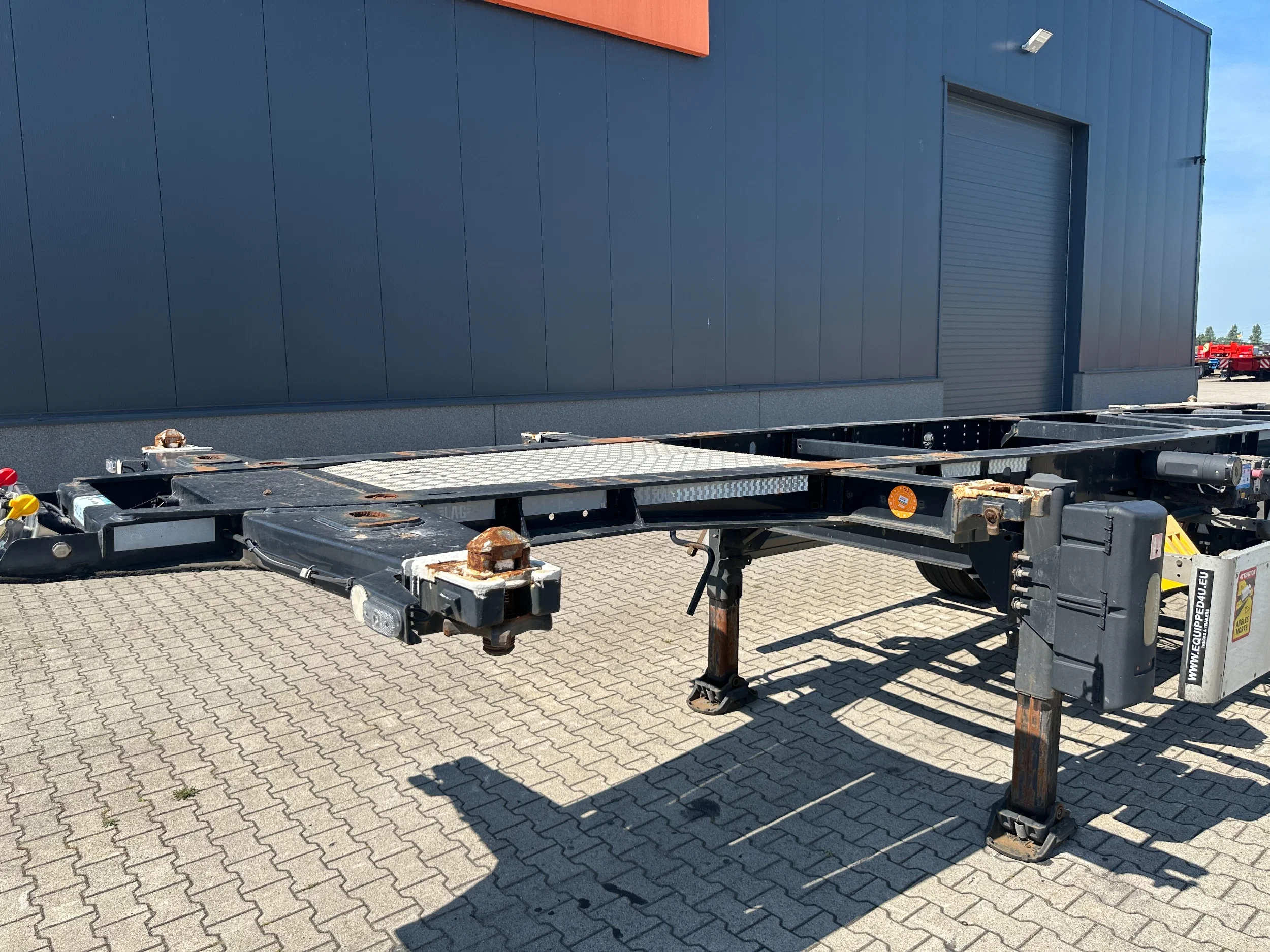 LAG 2017 - 20FT/30FT ADR Chassis / BPW DRUM / ADR (EXII, EXII, FL, AT) / NL-Chassis / 10x available image 11