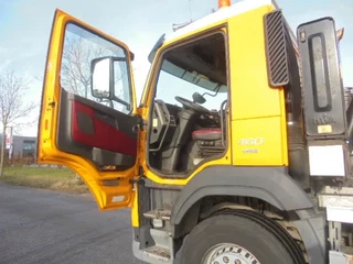 Volvo FM 460 2015 - 8X4 R afbeelding 6
