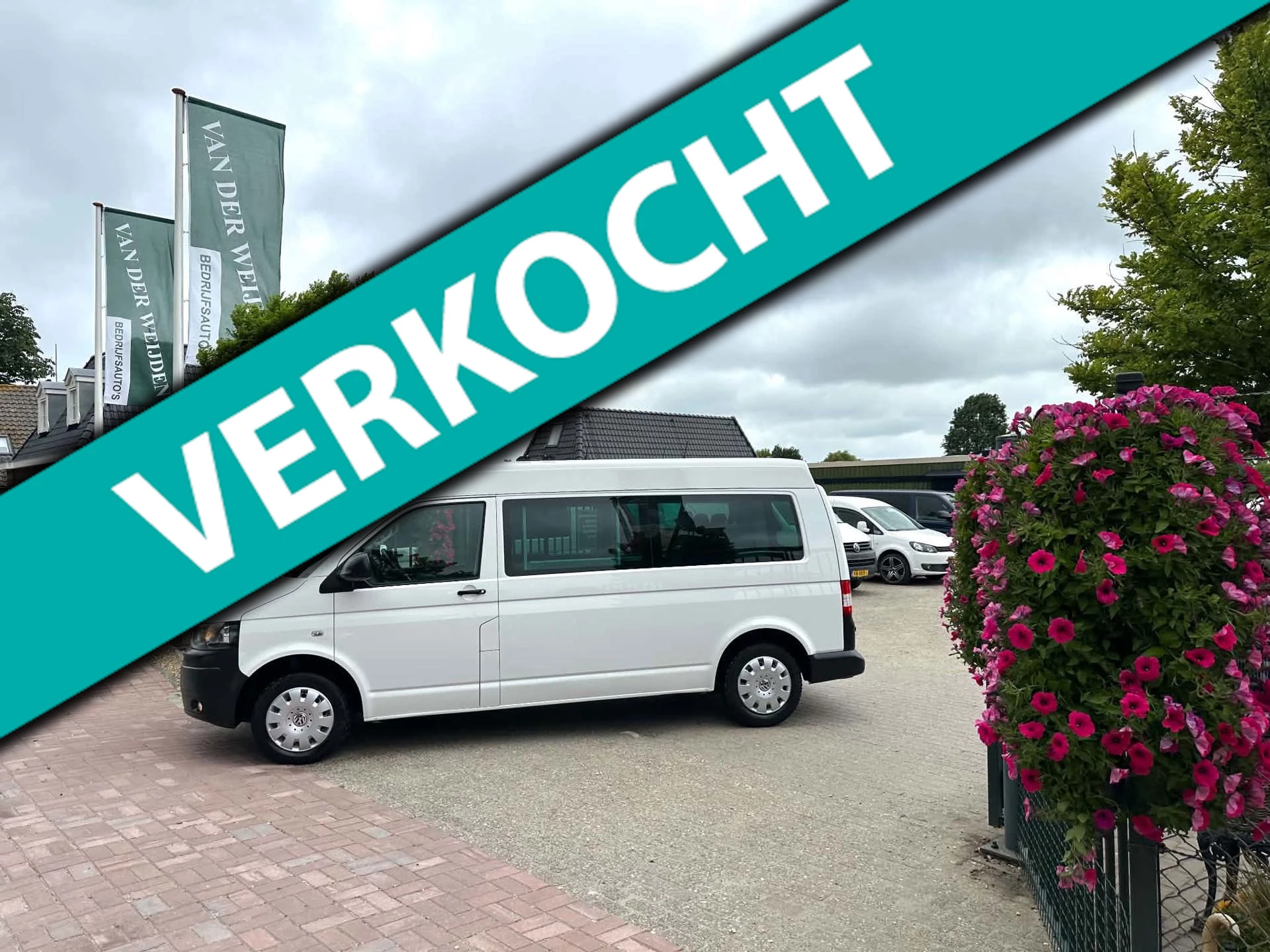 Volkswagen Transporter 2014 - Kombi 2.0 TDI L2H2 AUTOMAAT MARGE 9 PERSOONS afbeelding 1