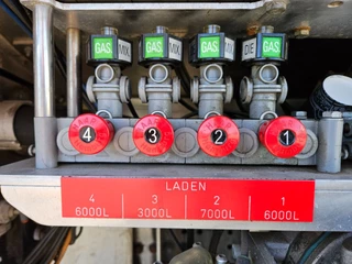 Mercedes-Benz Actros 2012 - 2842 6x2 ADR LAG 22.000 Liter 4 Comp. Apk imagen 12