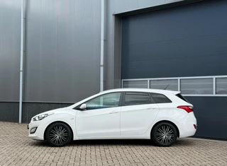 Hyundai i30 2012 - Wagon 1.6 GDI i-Motion bj.2012 Camera|Trekh|Carplay|Nap. afbeelding 2