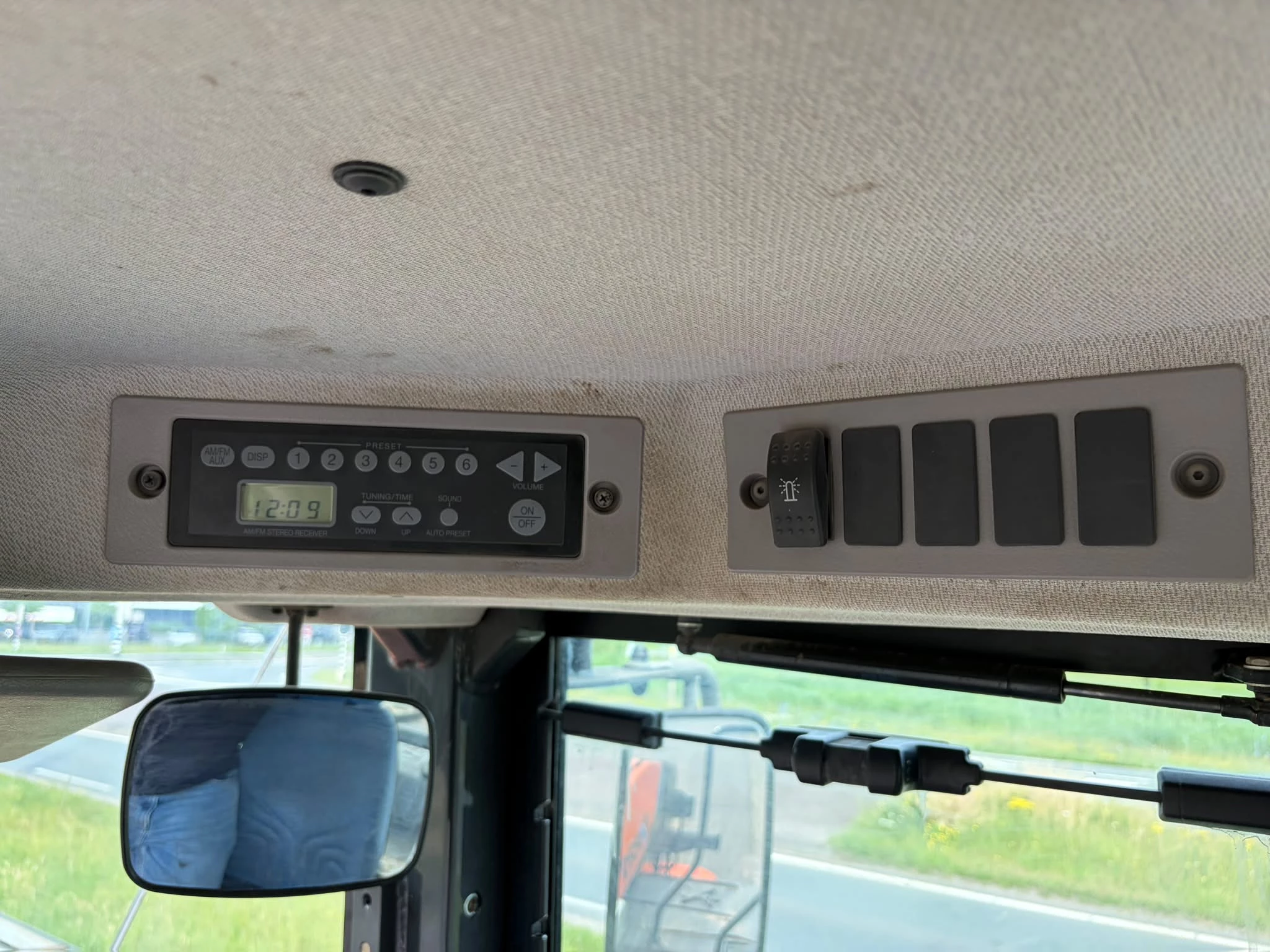 Hitachi ZW220-5B 2016 obrázek 21