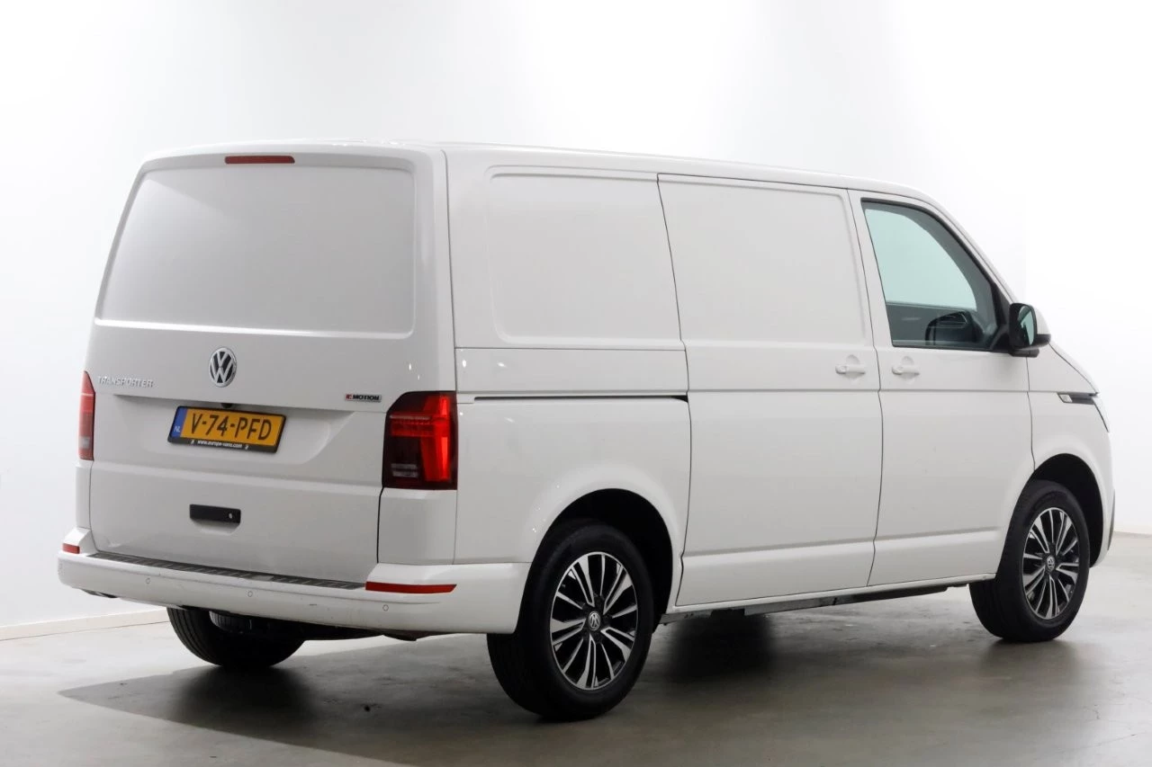 Volkswagen Transporter 2022 - T6.1 2.0 TDI 204pk L1H1 DSG-Automaat 4Motion 4x4 LED/Airco/Navi/Camera 08-2022 zdjęcie 2