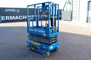 Genie 2021 - GS1330M Valid inspection, All-Electric DC Drive, 5 Bild 2 Miniaturansicht