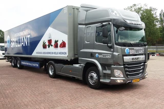 DAF CF 2018 - 370 FT Trekker+Krone stuur as trailer. 2 Asser afbeelding 2 miniatuur