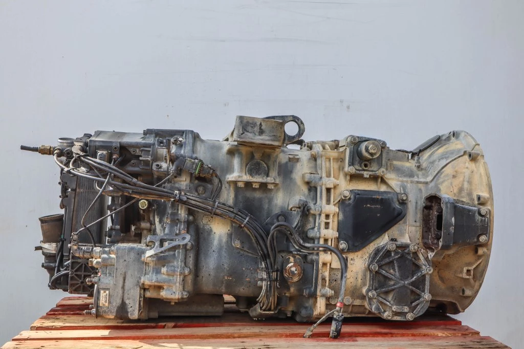 MAN 2018 - 12+2GZ 2700DD + RET obrázek 3