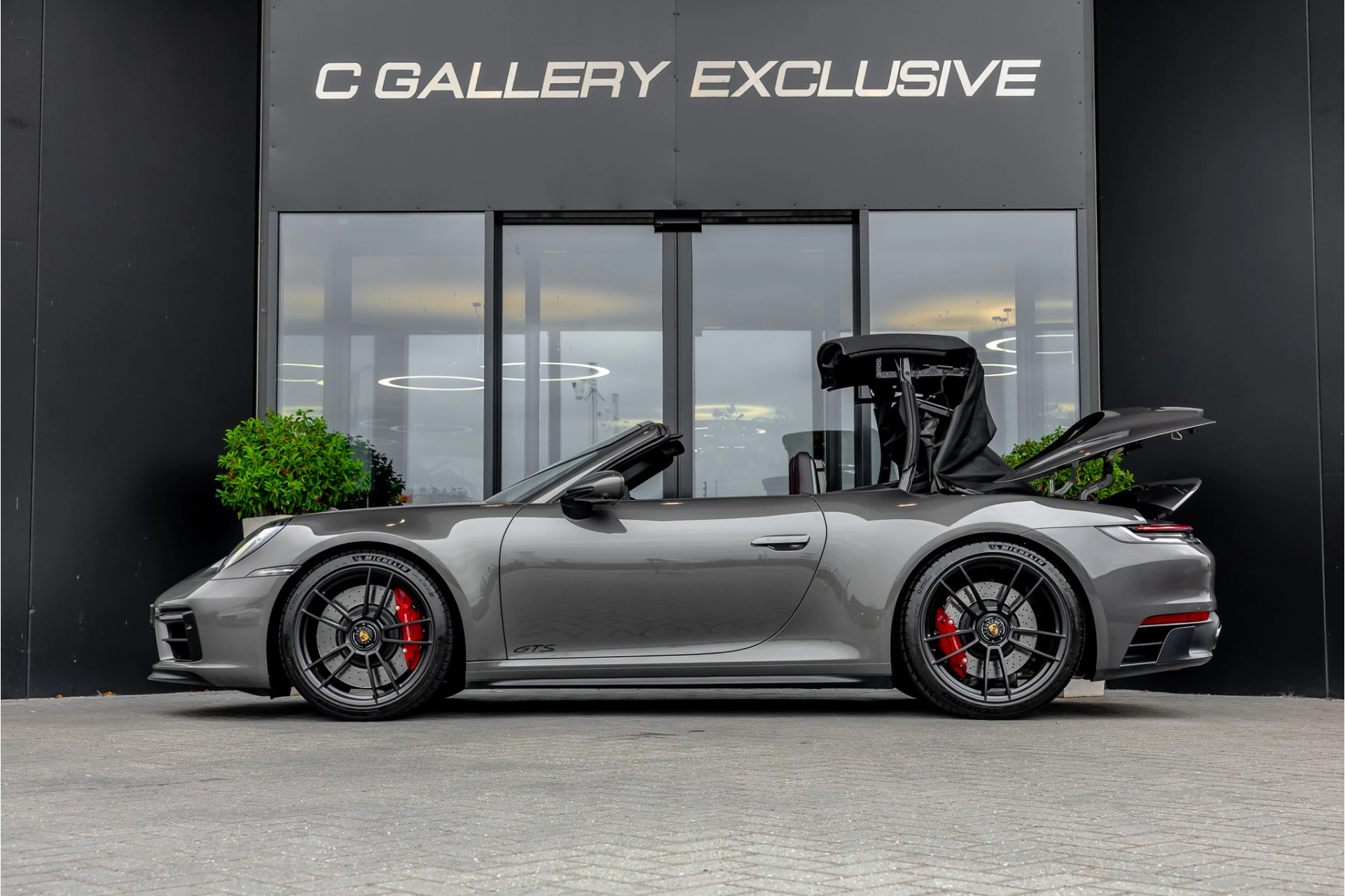 Porsche 911 2024 - Cabrio 3.0 Carrera GTS afbeelding 5