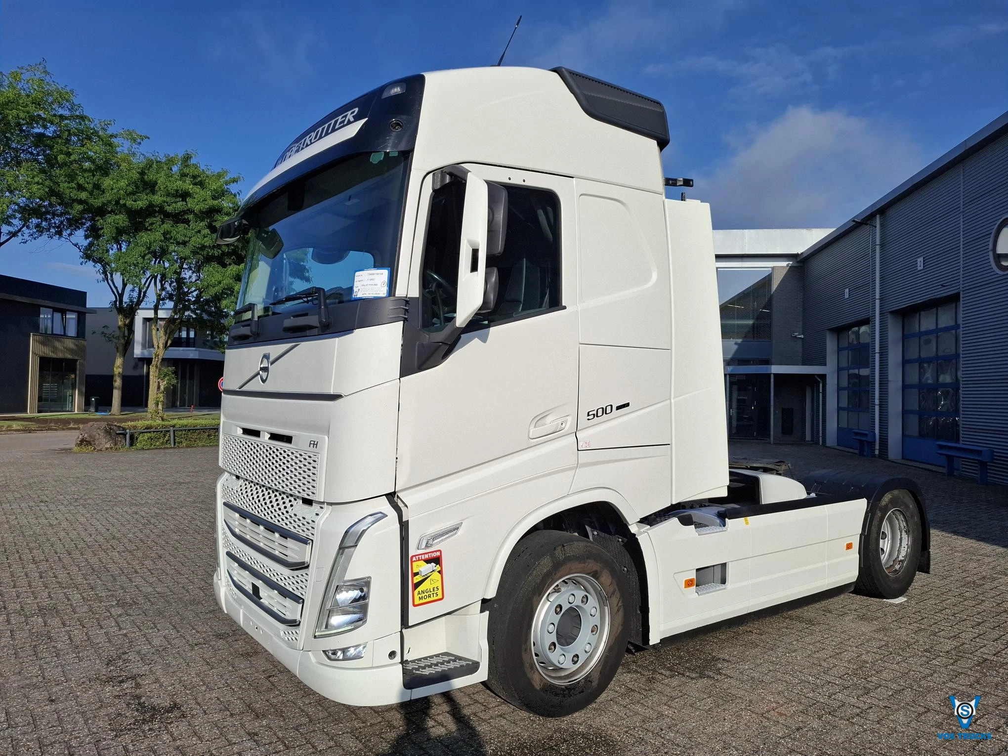 Volvo FH 2021 - FH5-500 / VEB+ / 643802 KM / I-PARKCOOL / NB CHASSIS / DOUBLE TANK / FULL-SPOILER / 2XBED / FRIDGE / LWDS / AUTOMATIC / EURO-6 / 2021 afbeelding 1