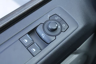 Ford Transit Custom 2025 - 320 2.5 PHEV L2H1 Trend 232pk - 5 jaar GARANTIE - 2x Schuifdeur - Adaptive Cruise - Blind Spot - Navigatie - Camera - Verwarmd Stuur - Rijklaar obrazek 15