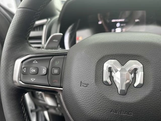Dodge Ram 1500 2024 - 5.7 V8 4x4 Crew Cab SPORT GT BPM VRIJ! | Incl LPG | Trekhaak 13-polig | Bedcover | Adaptive cruise | PANORAMADAK| zdjecie 21