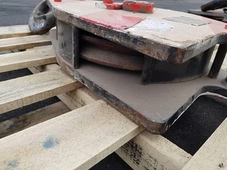 Crane parts and equipment 22100N31-1 1988 image 3 thumbnail