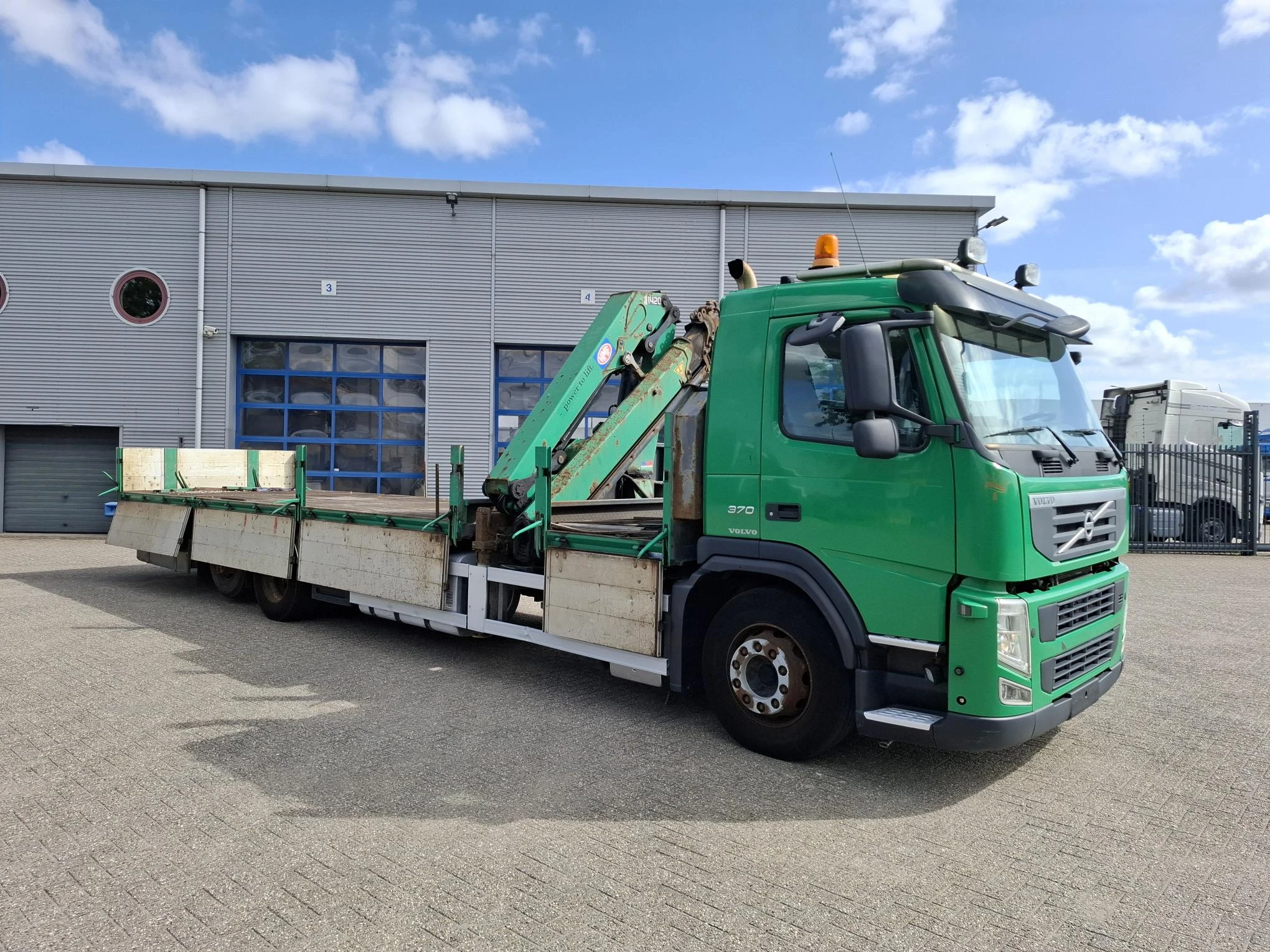 Volvo FM 11.370 2012 - / HMF 1420 REMOTED CRANE / LIFT+LENKACHSE / AIRCO / FRIDGE / AUTOMATIC / EURO-5 / 2012 изображение 5