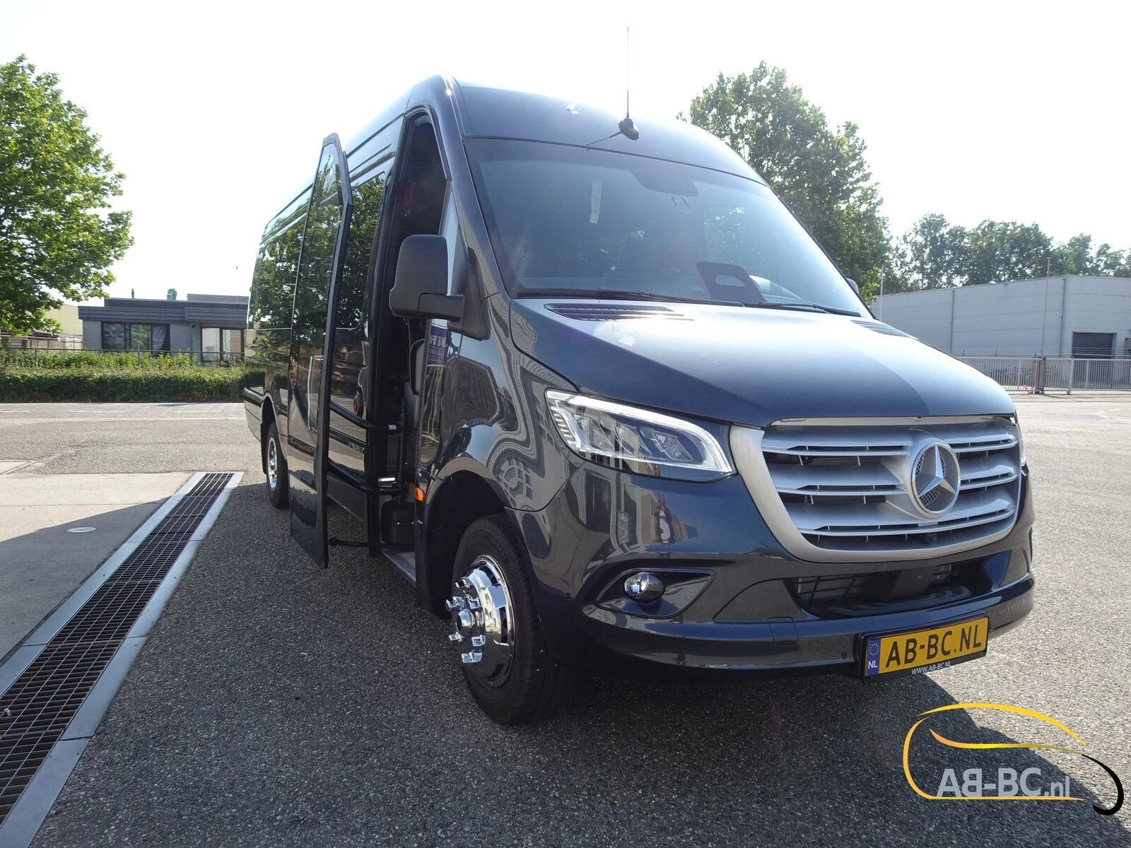Mercedes-Benz Sprinter 2026 - Aveuro 519 CDI, 21 seats, EURO 6 imagem 3