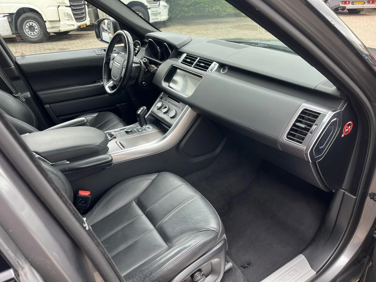 Land Rover Range Rover Sport 2017 image 13
