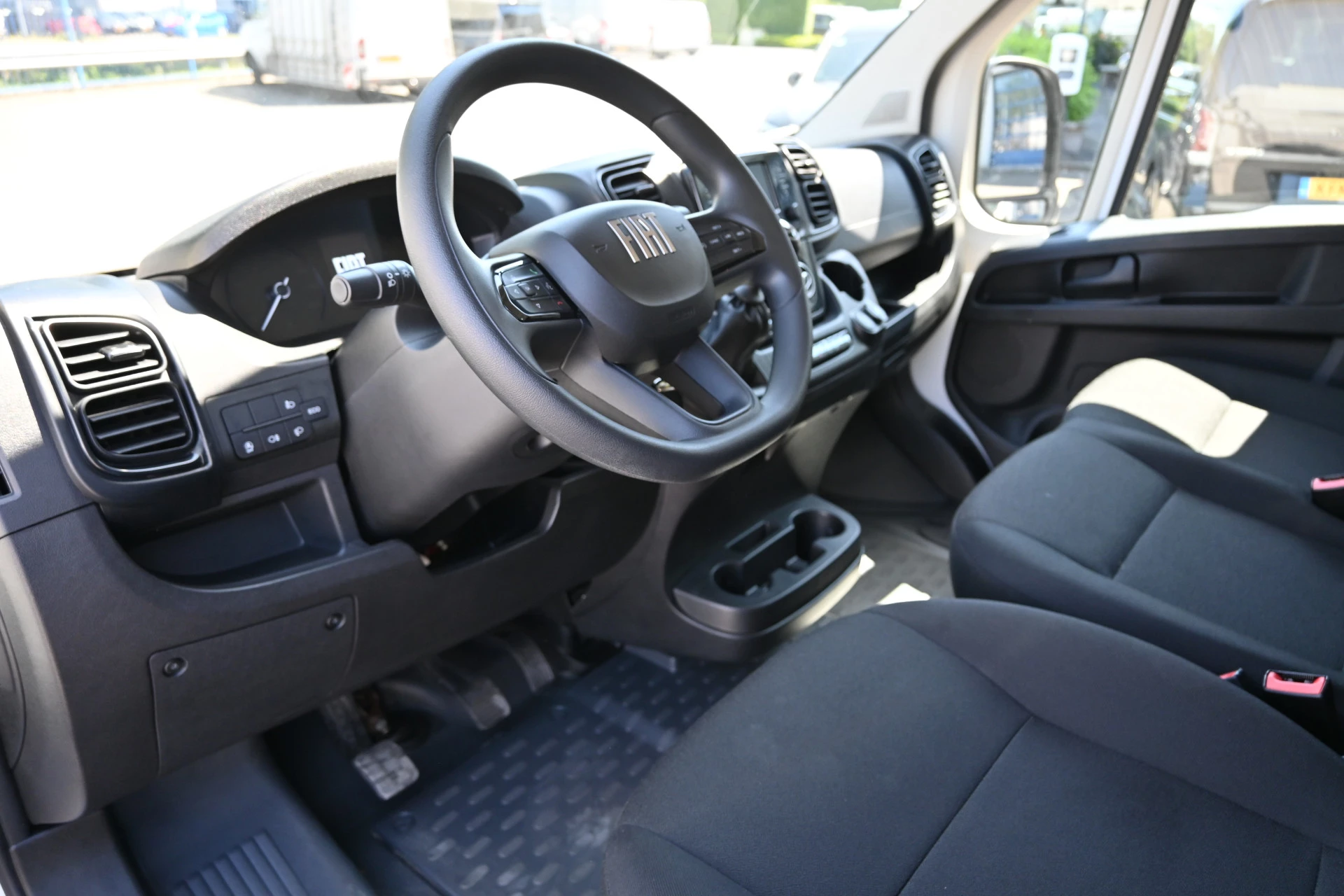 Fiat Ducato 2024 - L4H2 Maxi 140 pk 2.2 MultiJet obrázek 4