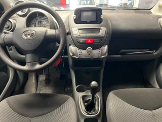 Toyota Aygo 2011 - 1.0-12V Comfort 2e Eigenaar - NAP - Navigatie - Airco image 15