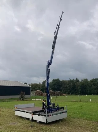 Hulco Medax 2025 - Tridem met Amco Veba laadkraan bild 4