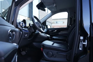 Mercedes-Benz EQV 2024 - 300 L2 90kWh 204pk - 2x Schuif - Stoel/Stuurverwarming - Stoelkoeling - Elek Schuifeuren - Blindspot - Multibeam - Rijklaar obrazek 16