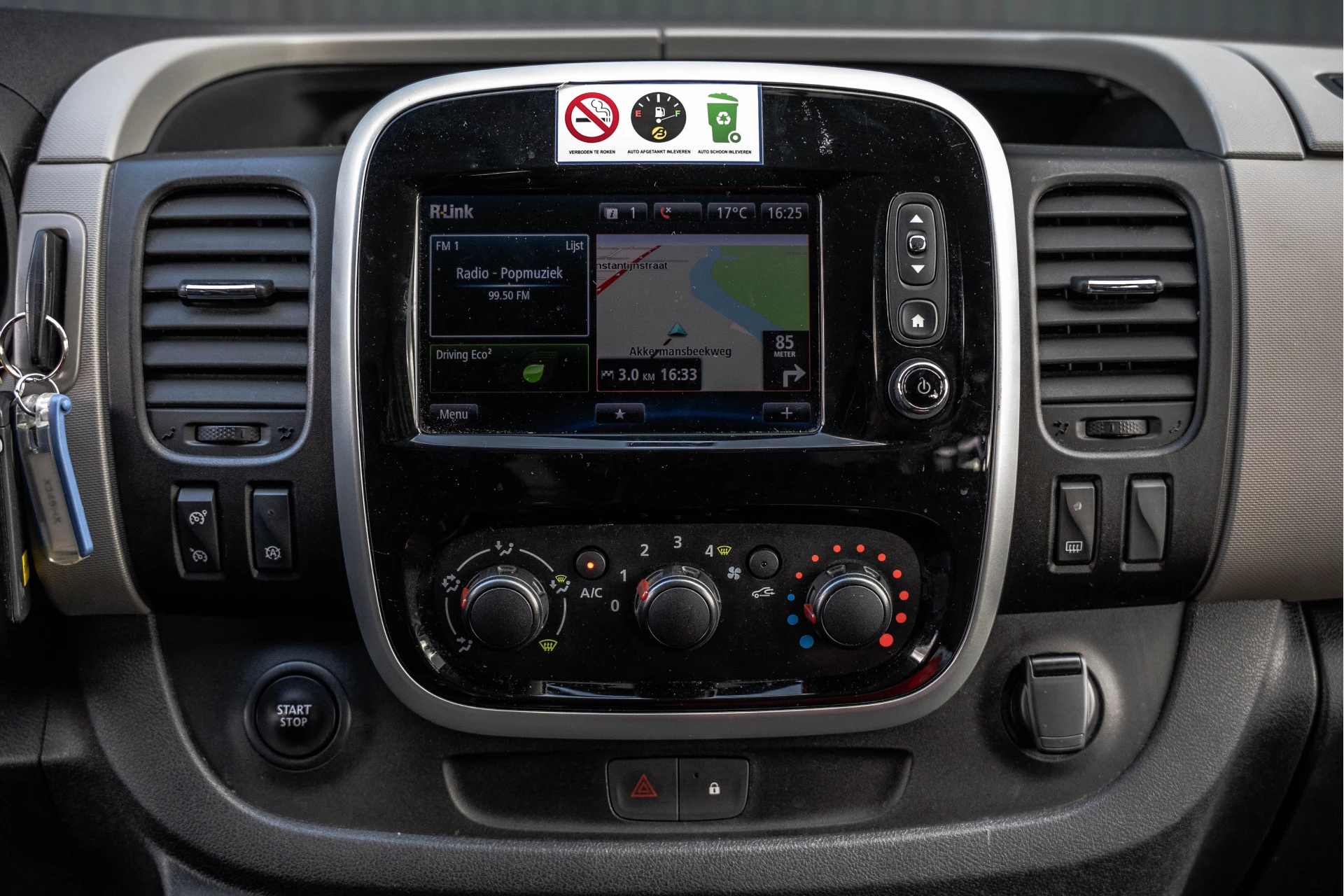 Renault Trafic 2018 - Passenger **dCi 9-Pers L2H1 | Incl. BPM, BTW vrij | Navi | R-Link | Airco | Cruise | PDC | Euro 6** obrázek 23