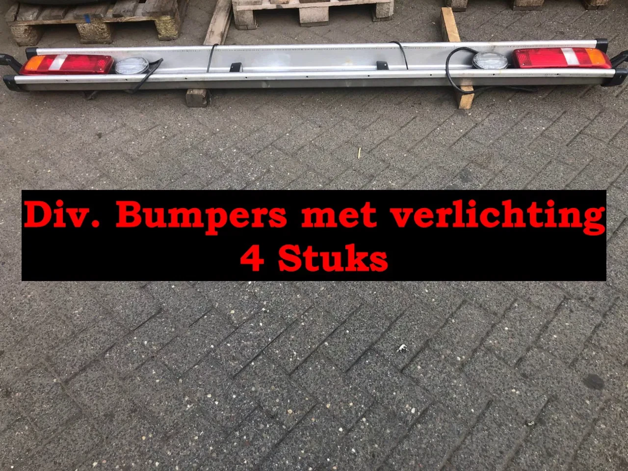 Diversen - Bumpers met Verlichting, 4 Stuks obrázek 1