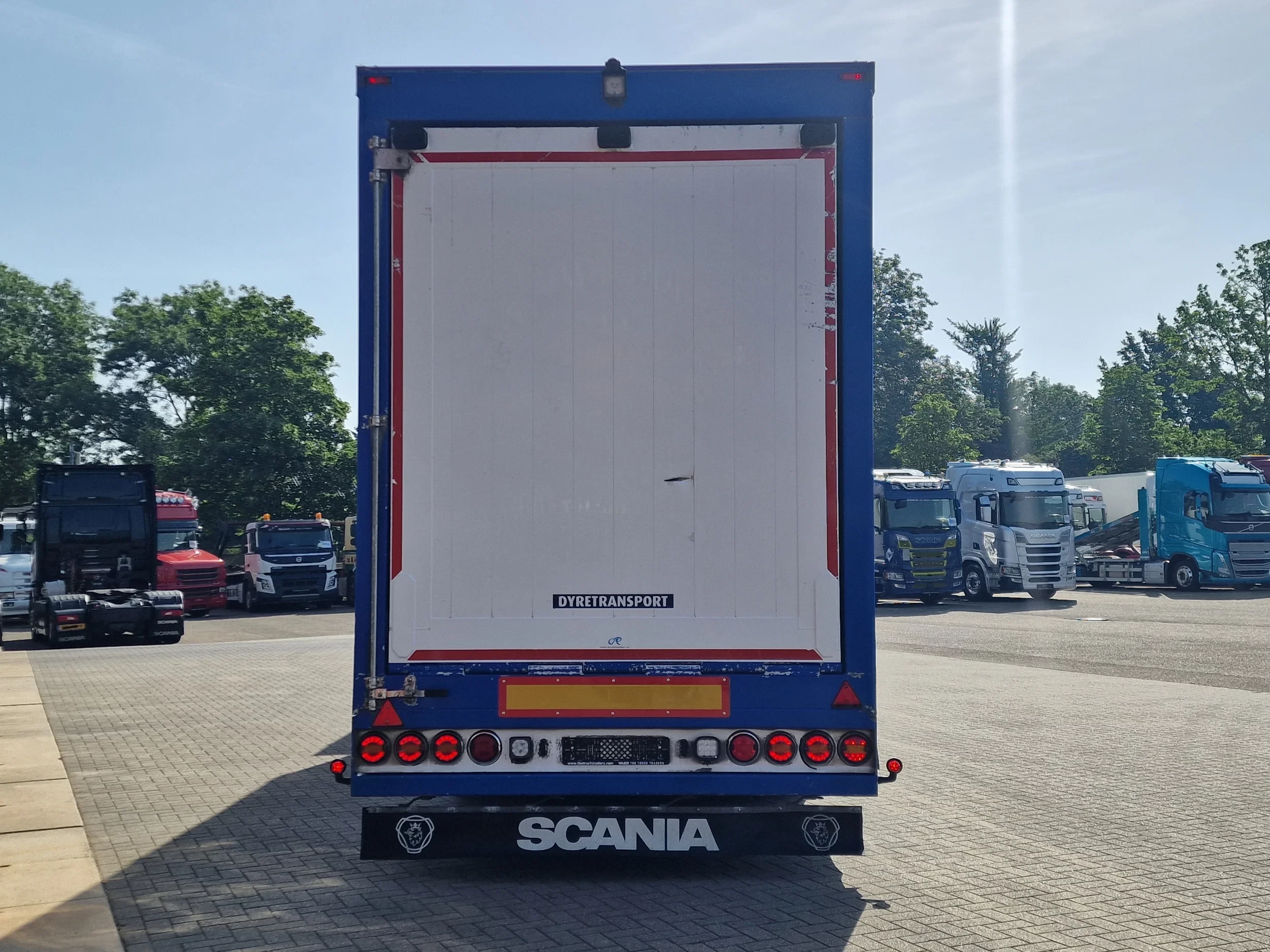 Scania R 2016 - R520 V8 6x2*4 - Livestock Ravenhorst 2 deck + GS Meppel/Ravenhorst 2 deck trailer - Water & Ventilation Bild 7