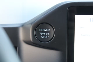 Ford Transit Custom 2025 - 320 2.5 PHEV L2H1 Trend 232pk - 5 jaar GARANTIE - 2x Schuifdeur - Adaptive Cruise - Blind Spot - Navigatie - Camera - Verwarmd Stuur - Rijklaar obrazek 18