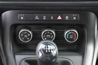 Mercedes-Benz Citan 2022 - 112 CDI L1 Pro imagem 16