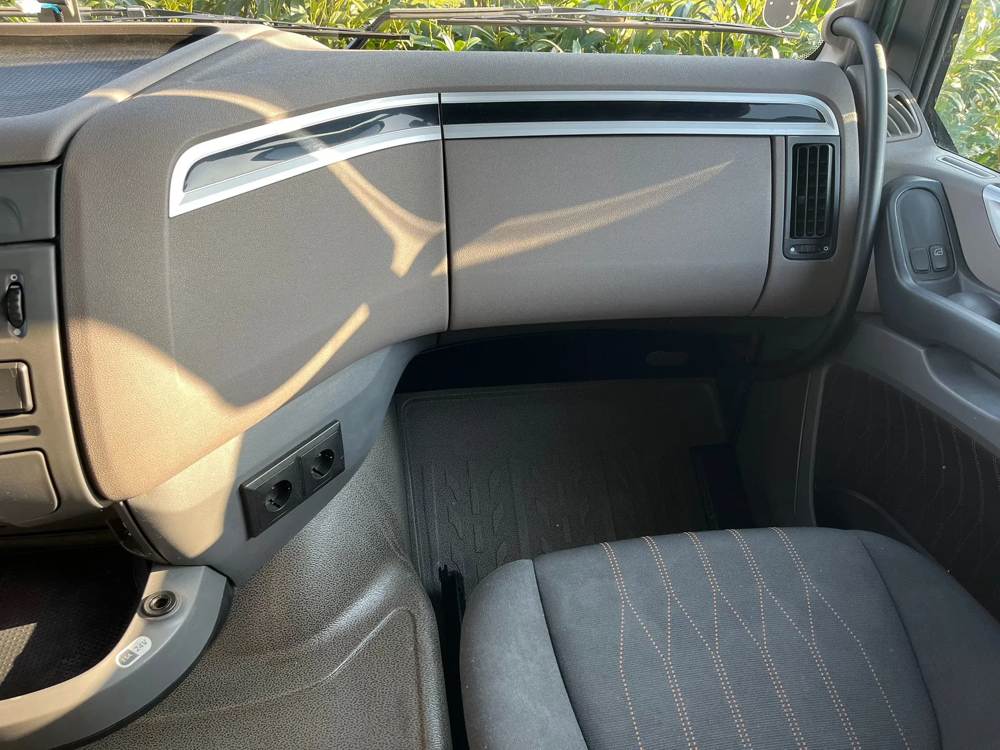 DAF XF 450 2018 - FT Lowdeck Bild 25