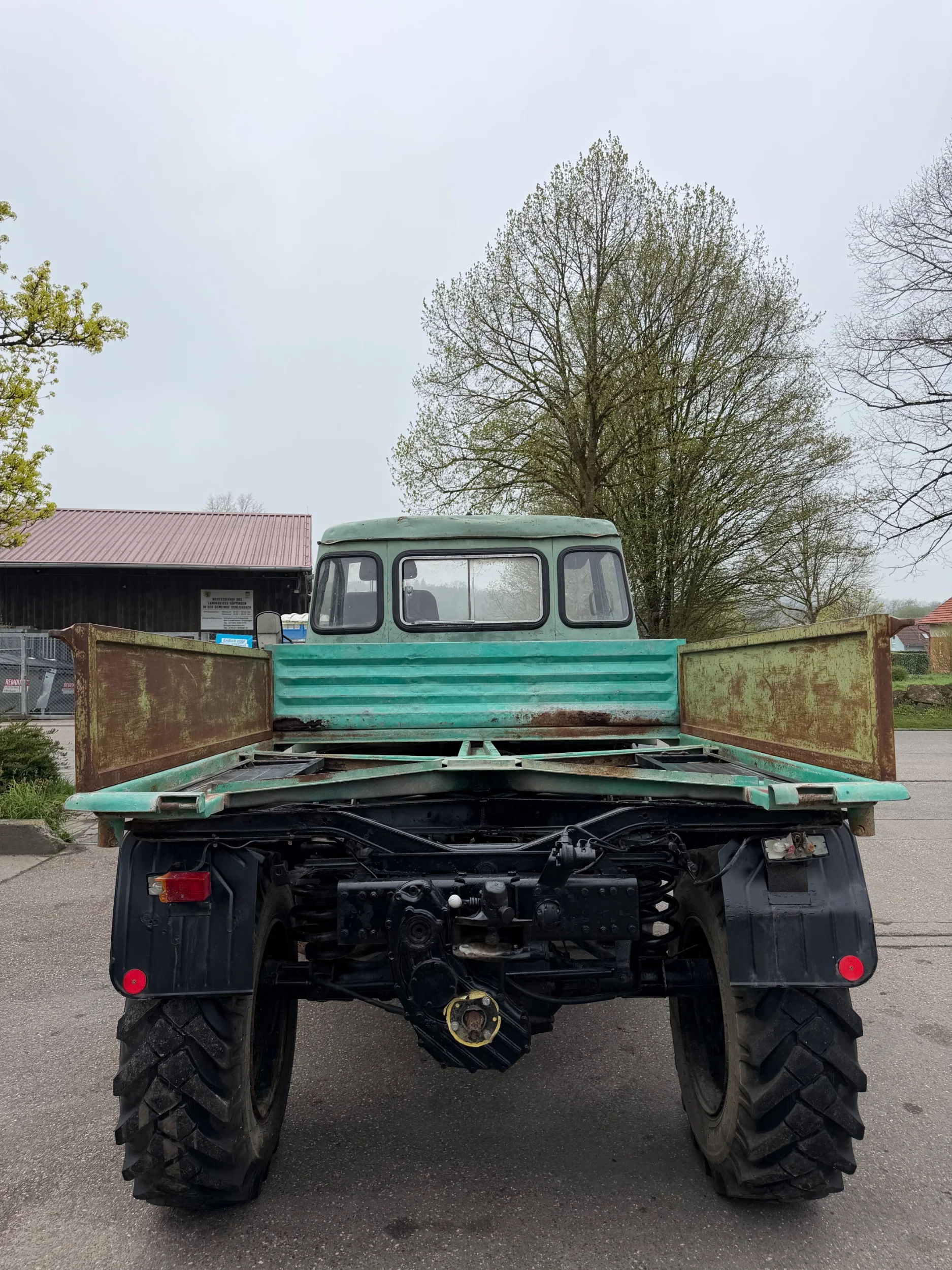 Mercedes-Benz Unimog - 403, Pritsche, Kipper, 72 PS, voll funktionsfähig! afbeelding 4