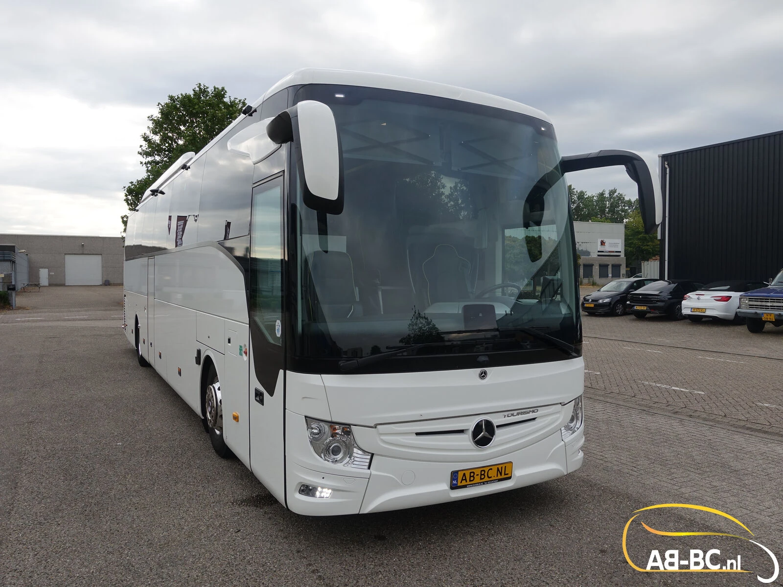Mercedes-Benz Tourismo RHD 2023 afbeelding 3