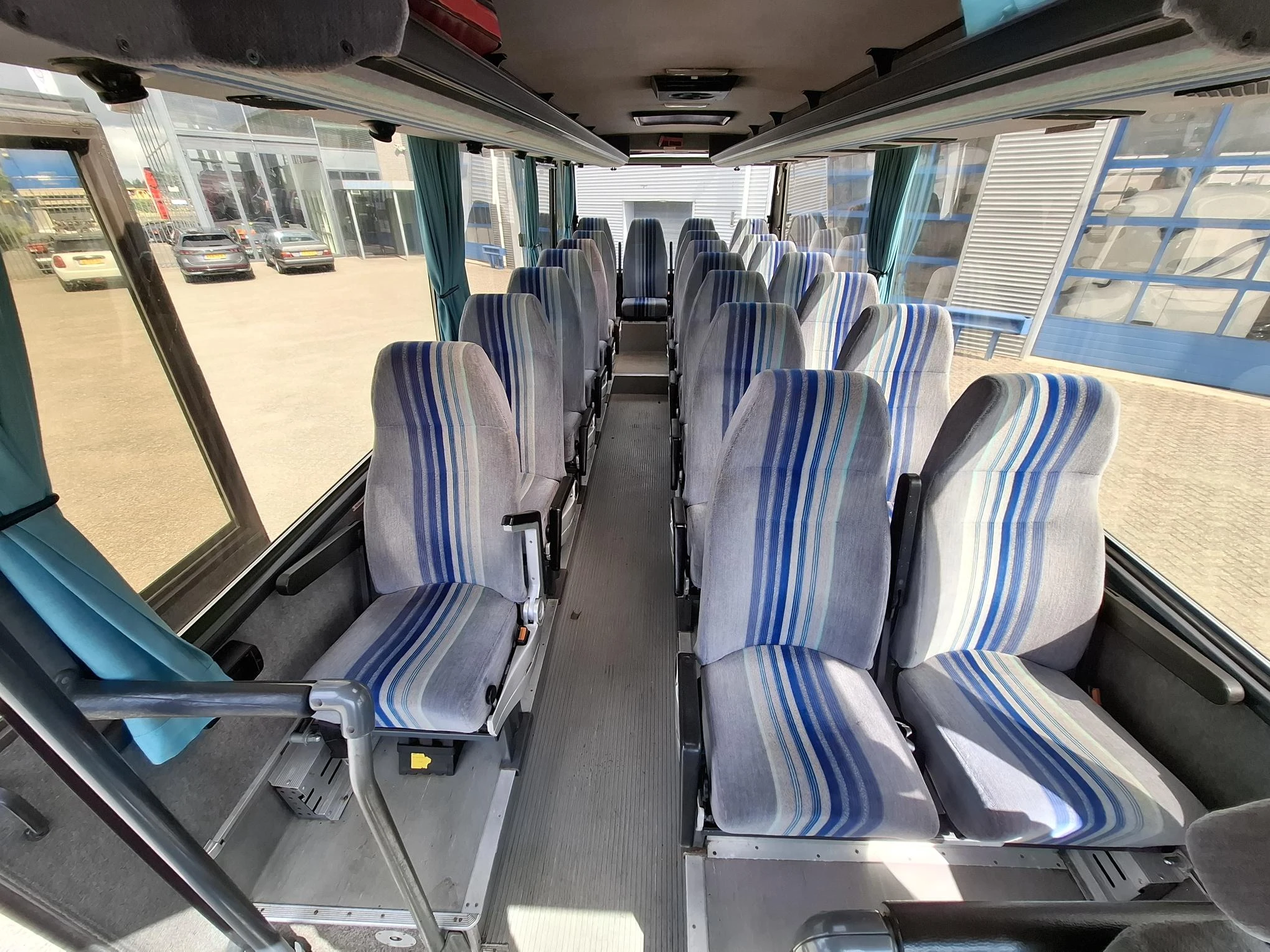 Mercedes-Benz 1991 - 814 D / 317828 KM / 23 PERSONS / FULL-STEEL / PARKHEAT+COOL / DOUBLE AIR REAR / AIRCO / MANUAL / 1991 afbeelding 26