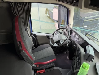 Volvo FH 2017 - 13.460 ONLY 661.000 KM FULL SPOILER 2X TANKS SMART TACHO GEN 2 HOLLAND-TRUCK image 13