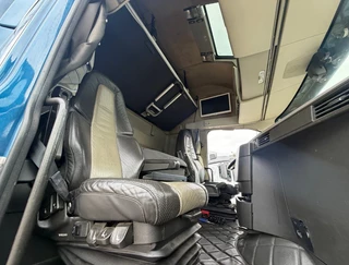 Volvo FH 2015 - 16.650 XL 6X2 FULL AIR FULL OPTIONS SIDE DOOR TOP CONDITION HOLLAND-COMBI imagen 15