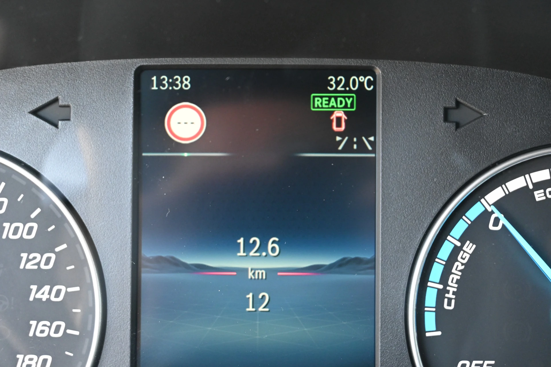 Mercedes-Benz eCitan 2026 - 112 Select L1 51 kWh obrázek 17