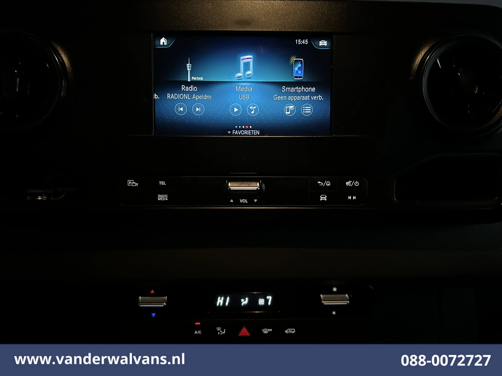 Mercedes-Benz Sprinter 2018 - 316 CDI 163 pk L2H2 Euro6 Airco | 2800kg Trekhaak | Camera | Apple Carplay | Parkeersensoren image 14